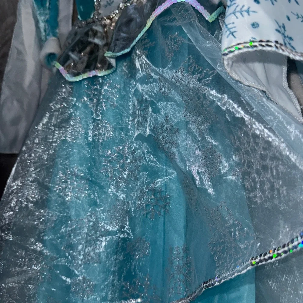 Disney Frozen Elsa Costume Sz 5-6 Velvet Dress Cape Halloween Dress Up Snowflake